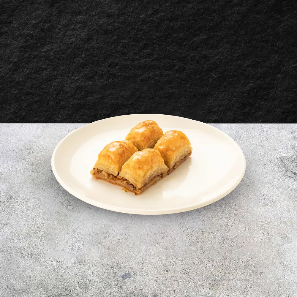 WALNUT BAKLAVA (4 Slices)